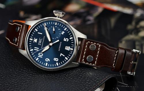 手表晚上調(diào)日歷的禁忌及正確操作方法